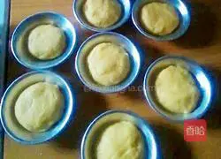 Illustration of how to make egg tart style hair cake 4