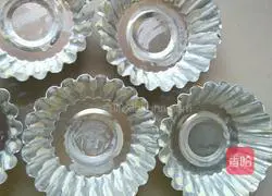 Mini Coconut Caramel Lemon Banana Pie Recipe Illustration 6