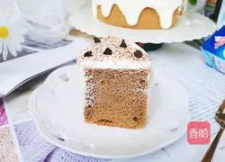 Illustration of how to make hollow chiffon cake with glaze 18