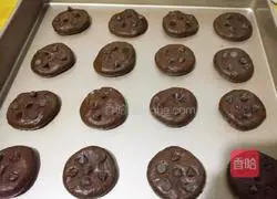 Illustration of how to make chocolate bean soft cookies 6