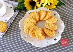 Danish Cookie Recipe Illustration 10