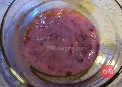 Strawberry Mousse Cup Recipe Illustration 6