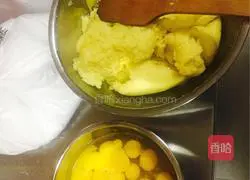 Illustration of how to make puffs 4