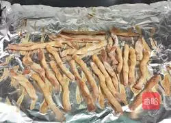 Illustration of how to make sugar-free and oil-free baby teething stick biscuits 6