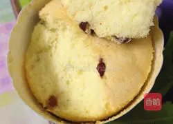 Cranberry Chiffon Cupcake Recipe Illustration 3