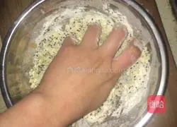 Illustration of how to make biscuits made of sesame and milk 4