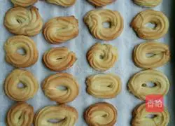 Illustration of how to make butter cookies 6