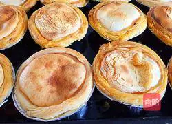 Illustration of how to make oil-free egg tarts 10