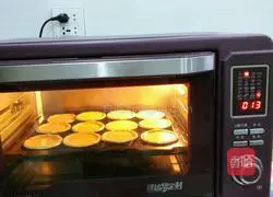 Illustration of how to make cookie tarts 6