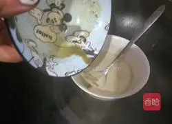 Illustration of how to make four-leaf clover mousse cake 11