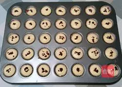 Cranberry Cake Recipe Illustration 19