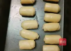 Thousand-layer puff pastry bean paste roll recipe 12