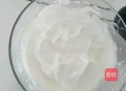 Illustration of how to make eight-inch chiffon cake 7