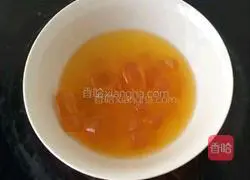 Illustration of how to make mango yogurt mousse cake 8