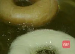 Illustration of how to make two-color donuts 8