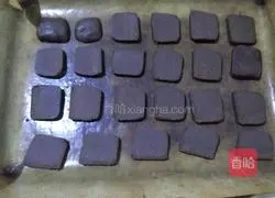 How to make sandwich biscuits 8