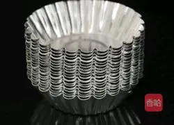 Illustration of how to make puff pastry (egg tart crust) 2