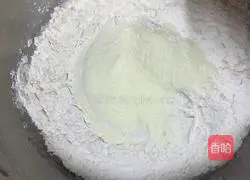 Illustration of how to make bean paste cake 3