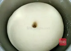 Illustration of how to make bean paste buns 4