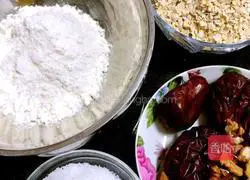 How to make oatmeal, red date and walnut cake Illustration 1