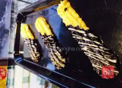 Fancy cookies Illustration of how to do it 8