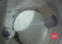 Whole egg tart Illustration of how to do it 2