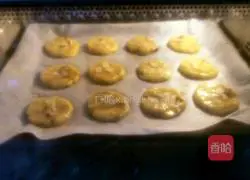 Illustration of how to make walnut pastries 14