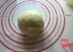 Illustration of how to make red bean rolls 1