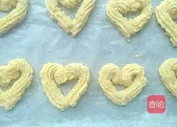  Illustration of how to make heart-shaped cookies 7