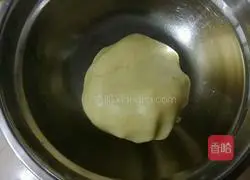 Illustration of how to make walnut cake 4