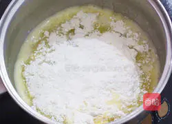 Super cute strawberry ice cream puff recipe illustration 4