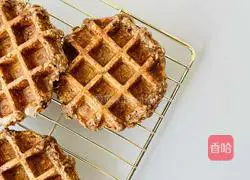 Illustration of how to make soft and silky oatmeal waffles 6