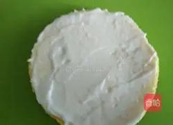 Illustration of how to make mini yogurt cakes 4