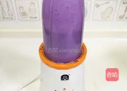 Illustration of how to make purple sweet potato milk 9