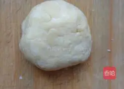 Low-fat, sugar-free milk and salt soda crackers (30 5