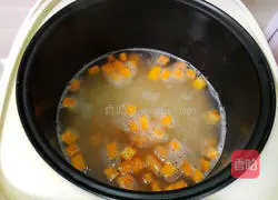 Illustration of how to make glutinous rice and pumpkin porridge 5