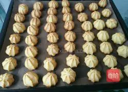 Illustration of how to make cream puffs 12