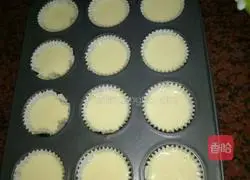 Illustration of making jam cake 12