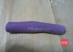 Illustration of how to make purple sweet potato roses 8