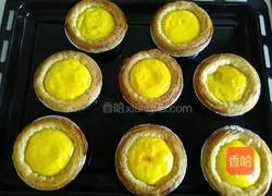 Illustration of how to make egg tarts 8