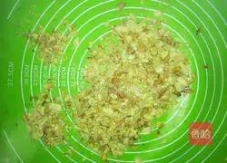 Illustration of how to make peanut walnut cake 14