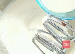 Cocoa Chiffon Recipe Illustration 7