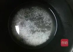 Illustration of how to make pumpkin puree porridge 4