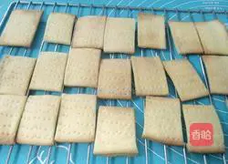 Illustration of how to make soda crackers 12