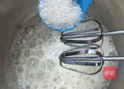 Illustration of how to make cupcakes 8