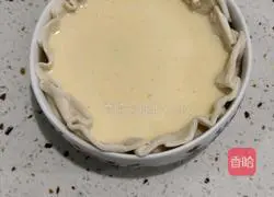 Illustration of making large egg tarts with hand cakes 6