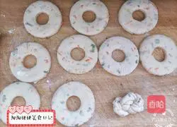 Illustration of how to make vegetable donuts 11