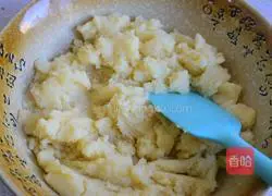 Illustration of how to make wheel puffs (New Year's dessert) 5