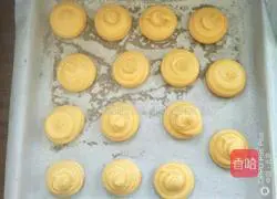 Illustration of how to make crispy puffs 10