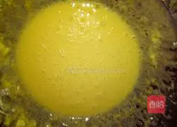 Illustration of how to make jam cake 6